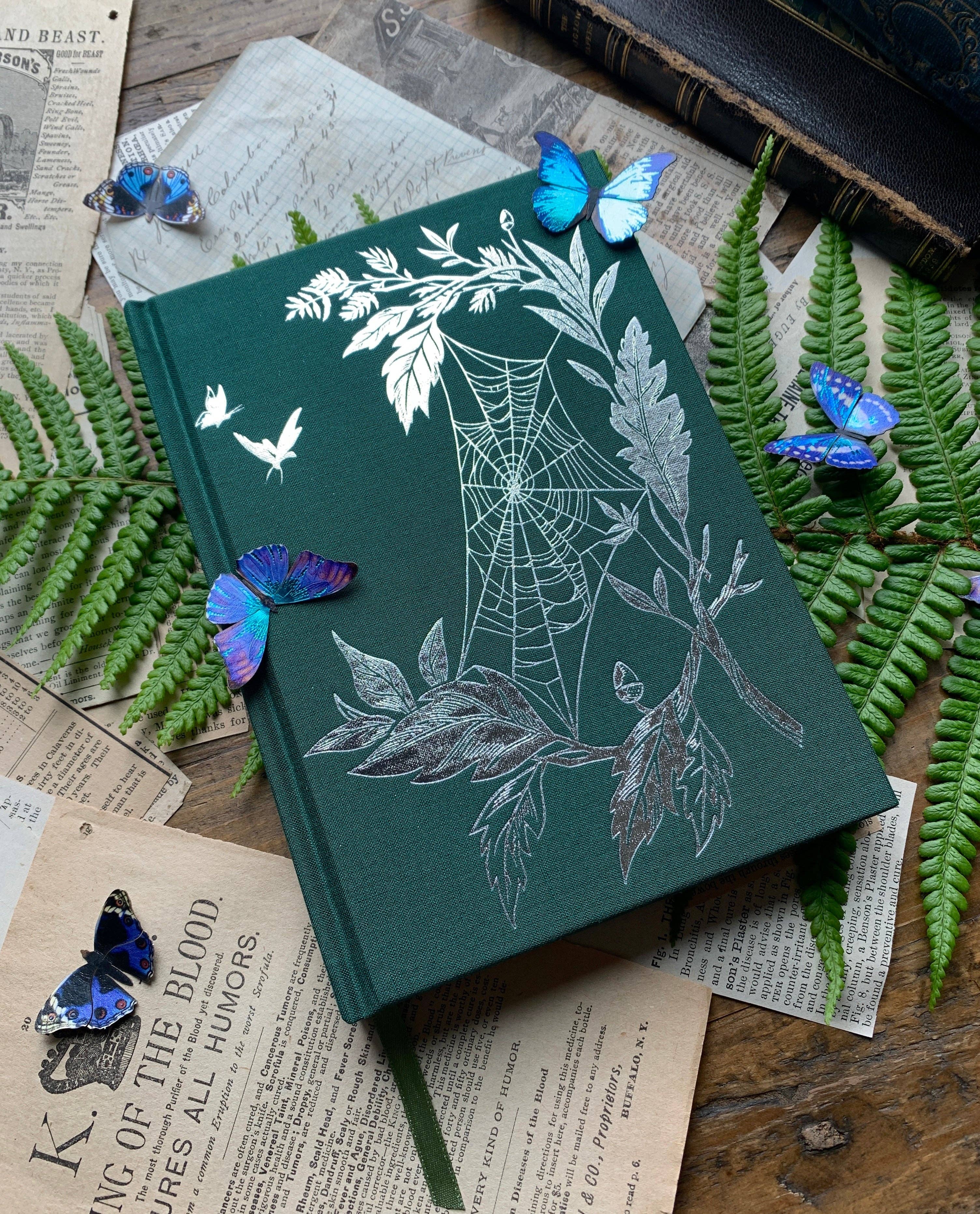 The Botanist - B6 vegan watercolor sketchbook, 300gsm: Silver