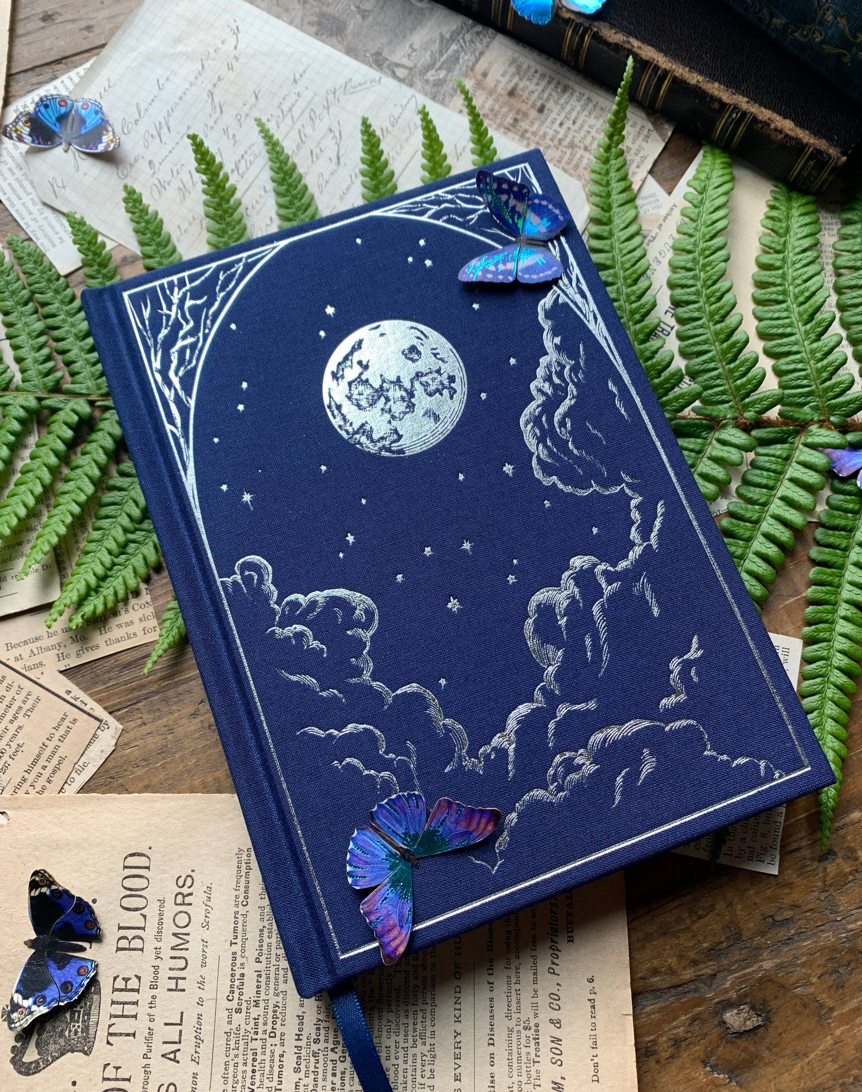 The Astronomer - B6 vegan blank notebook, 120gsm ivory paper: Silver
