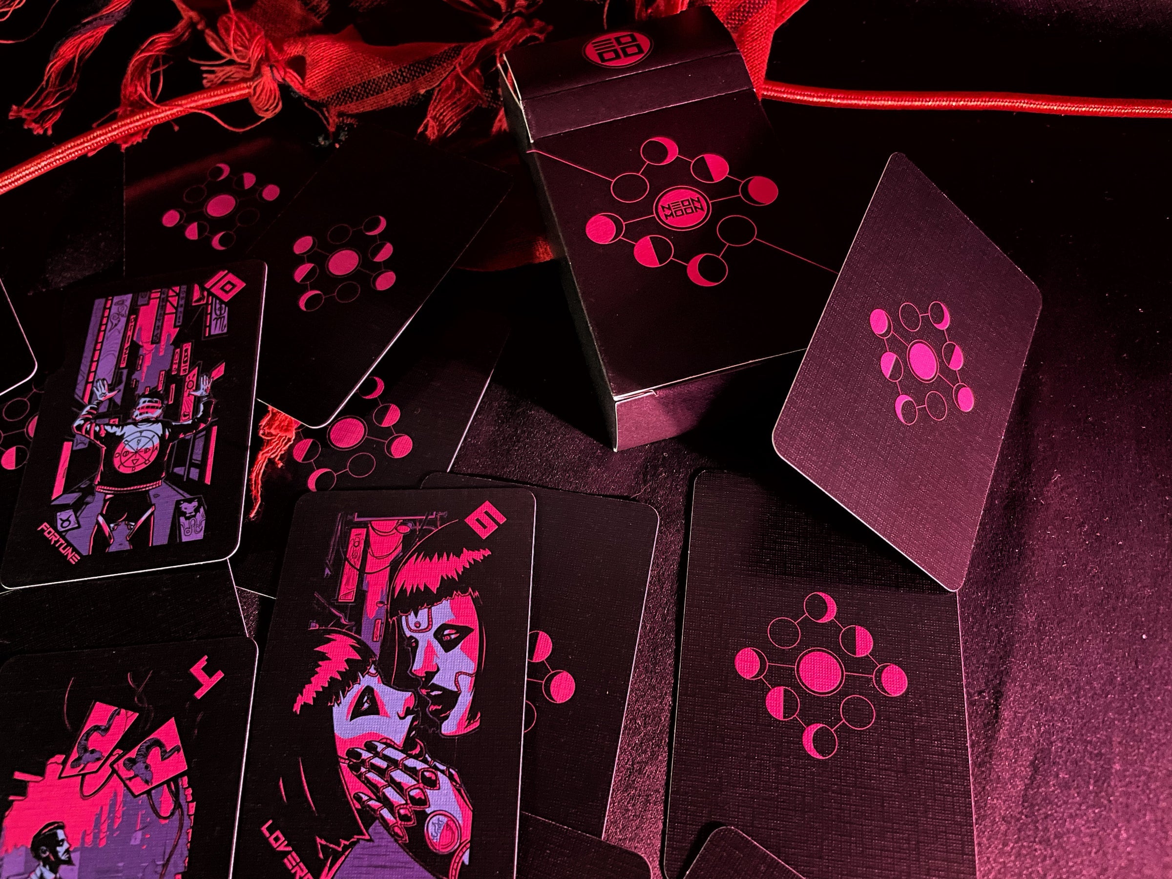 Neon Moon Pocket